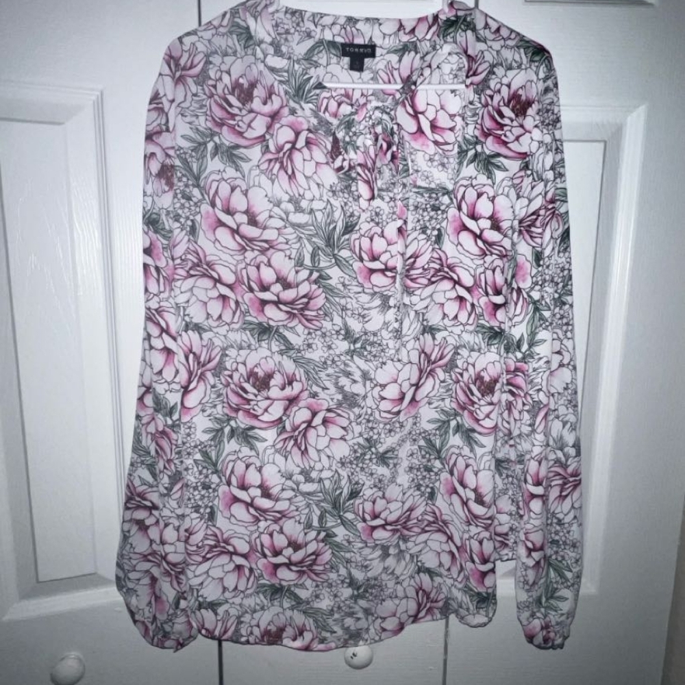 Torrid BLOUSE floral size 1 for womens